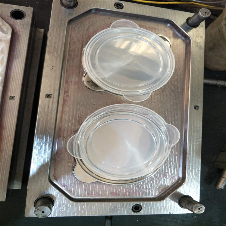 塑料蓋模具及產品